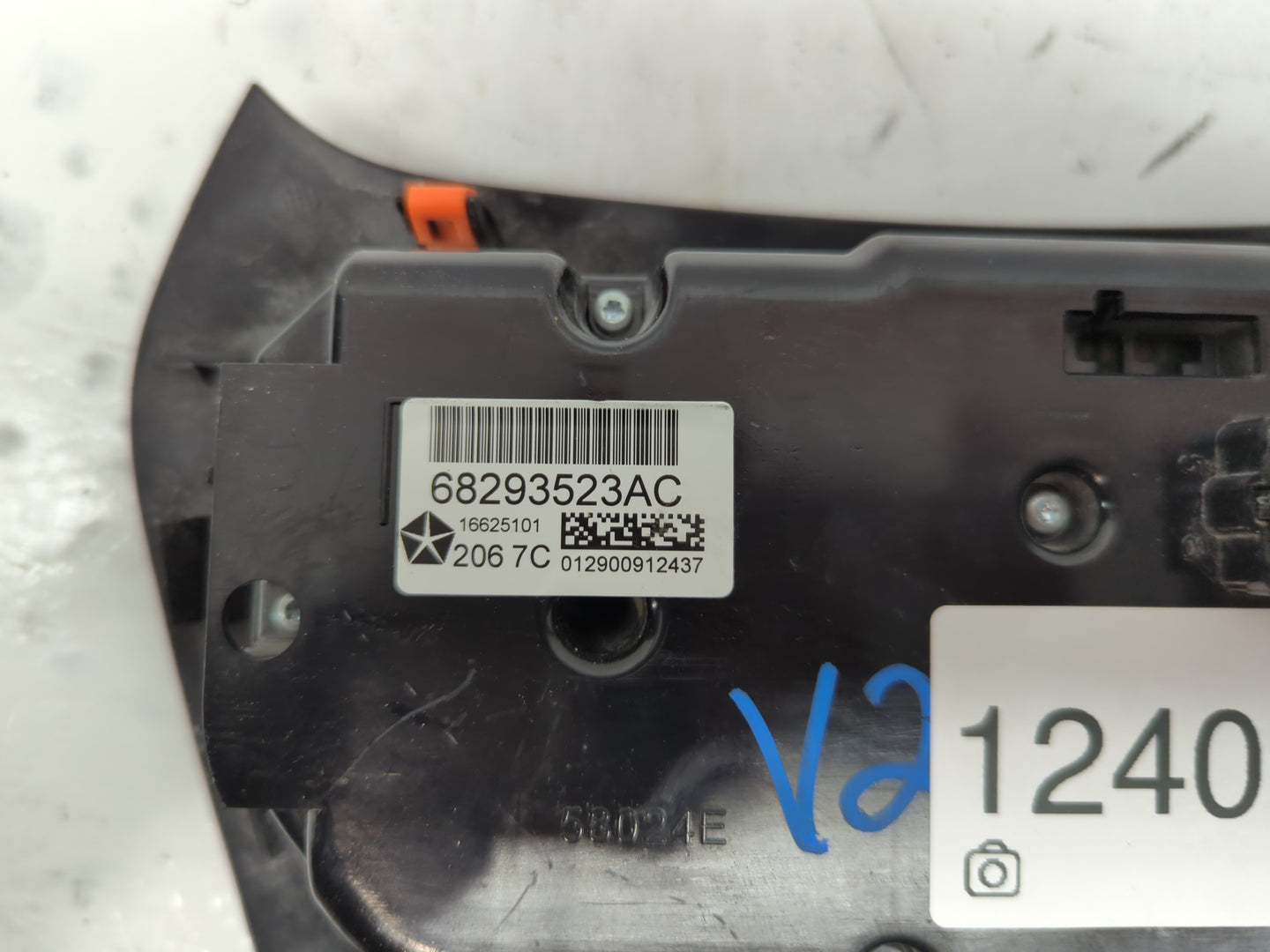 2015-2018 Jeep Cherokee Climate Control Module Temperature AC/Heater Replacement P/N:68293623AC Fits Fits 2015 2016 2017 201