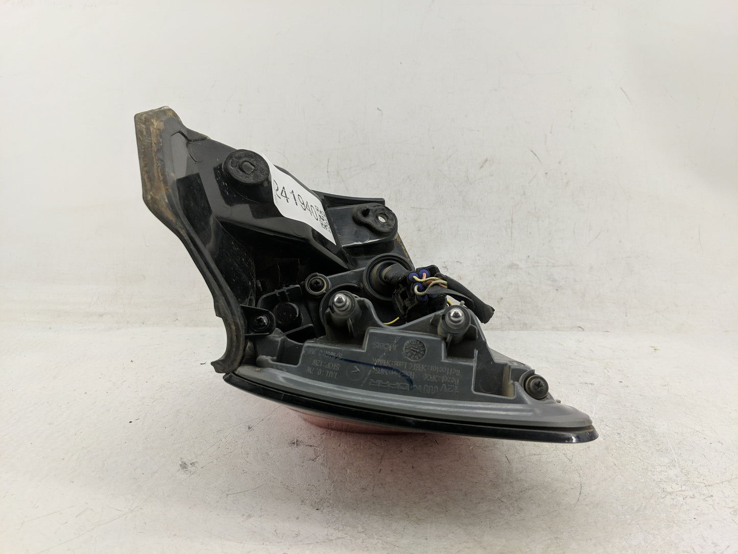 2014-2018 Jeep Cherokee Tail Light Assembly Passenger Right OEM P/N:68102906AF Fits Fits 2014 2015 2016 2017 2018 OEM Used A