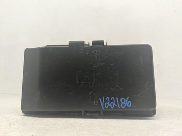 2018 Jeep Cherokee Fusebox Fuse Box Panel Relay Module Fits OEM Used Auto Parts - Oemusedautoparts1.com