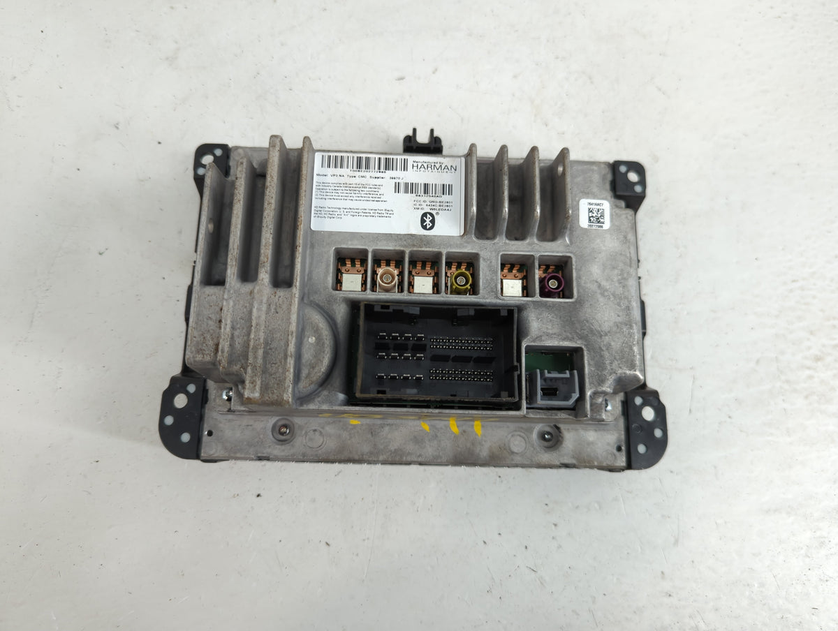 2018-2019 Jeep Cherokee Radio AM FM Cd Player Receiver Replacement Fits Fits 2018 2019 OEM Used Auto Parts - Oemusedautopart