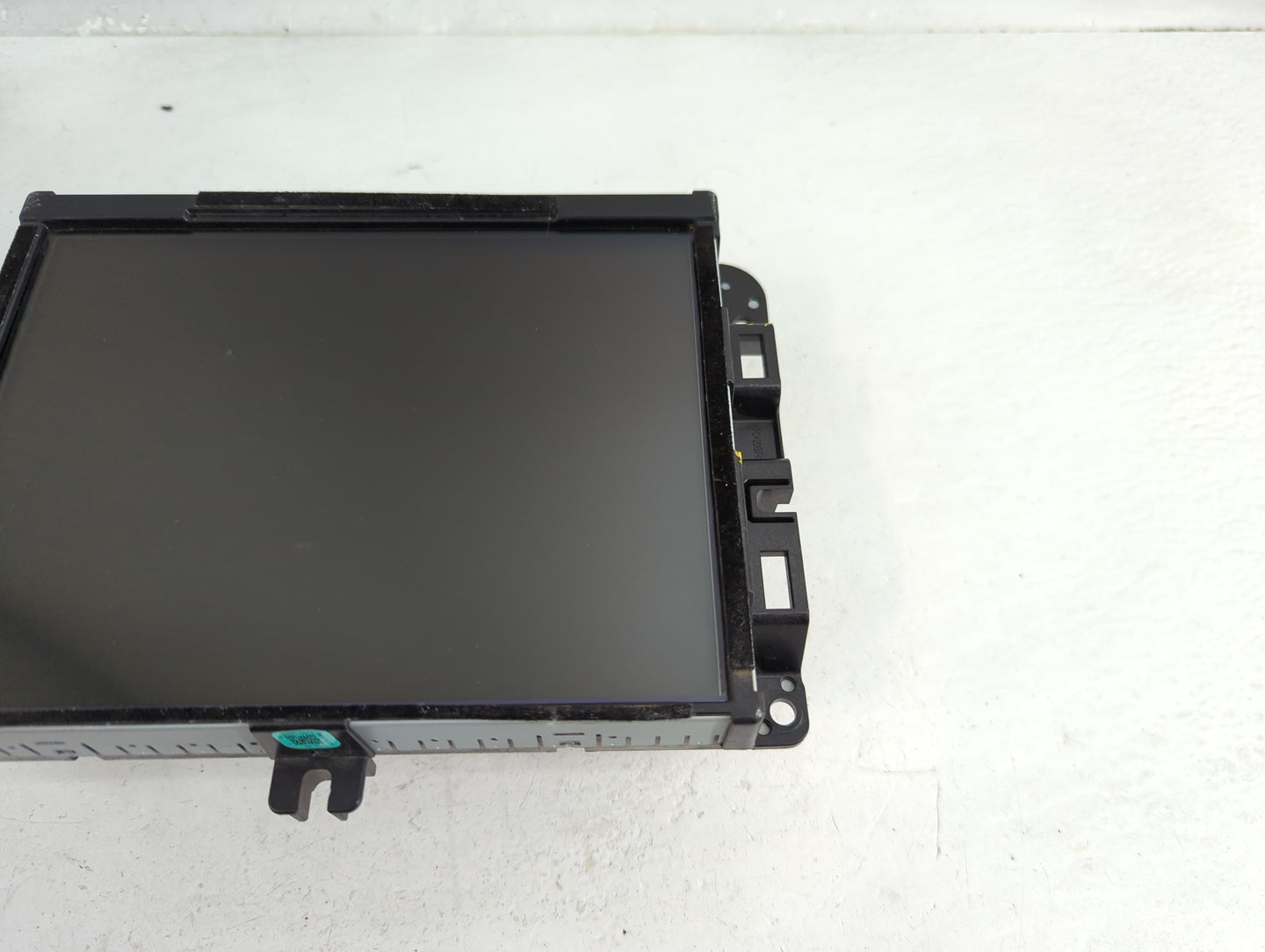 2018-2019 Jeep Cherokee Radio AM FM Cd Player Receiver Replacement Fits Fits 2018 2019 OEM Used Auto Parts - Oemusedautopart