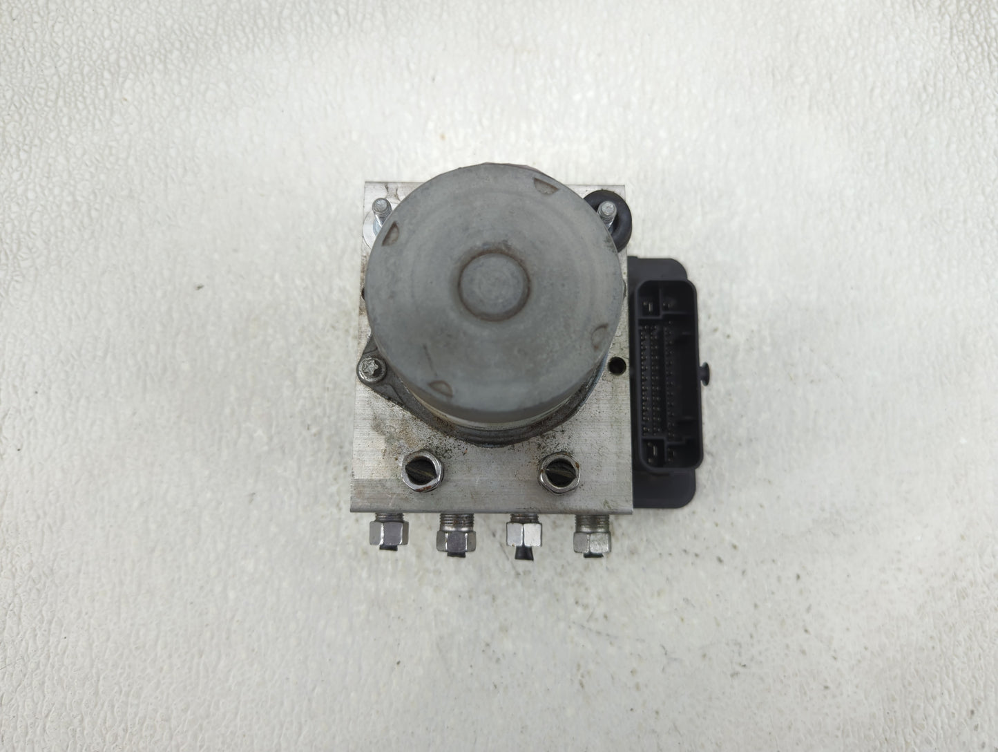 2017 Jeep Cherokee ABS Pump Control Module Replacement P/N:P68293541AB P68371198AA Fits OEM Used Auto Parts - Oemusedautopar