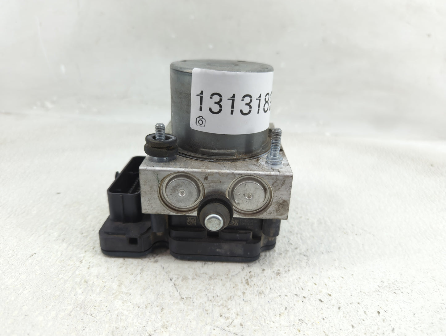 2017 Jeep Cherokee ABS Pump Control Module Replacement P/N:P68293541AB P68371198AA Fits OEM Used Auto Parts - Oemusedautopar