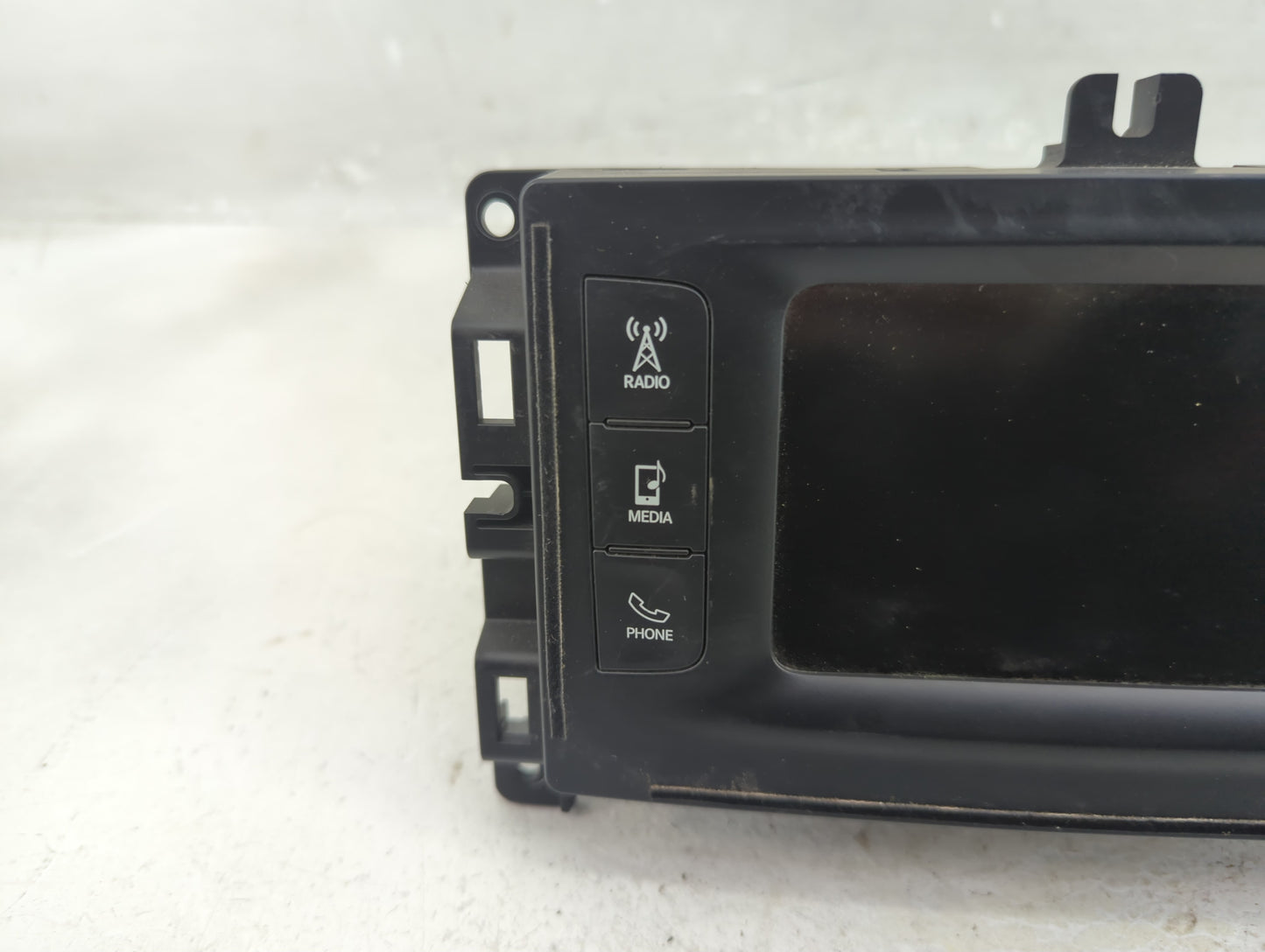 2018 Jeep Cherokee Radio AM FM Cd Player Receiver Replacement P/N:P68365213AB Fits OEM Used Auto Parts - Oemusedautoparts1.c