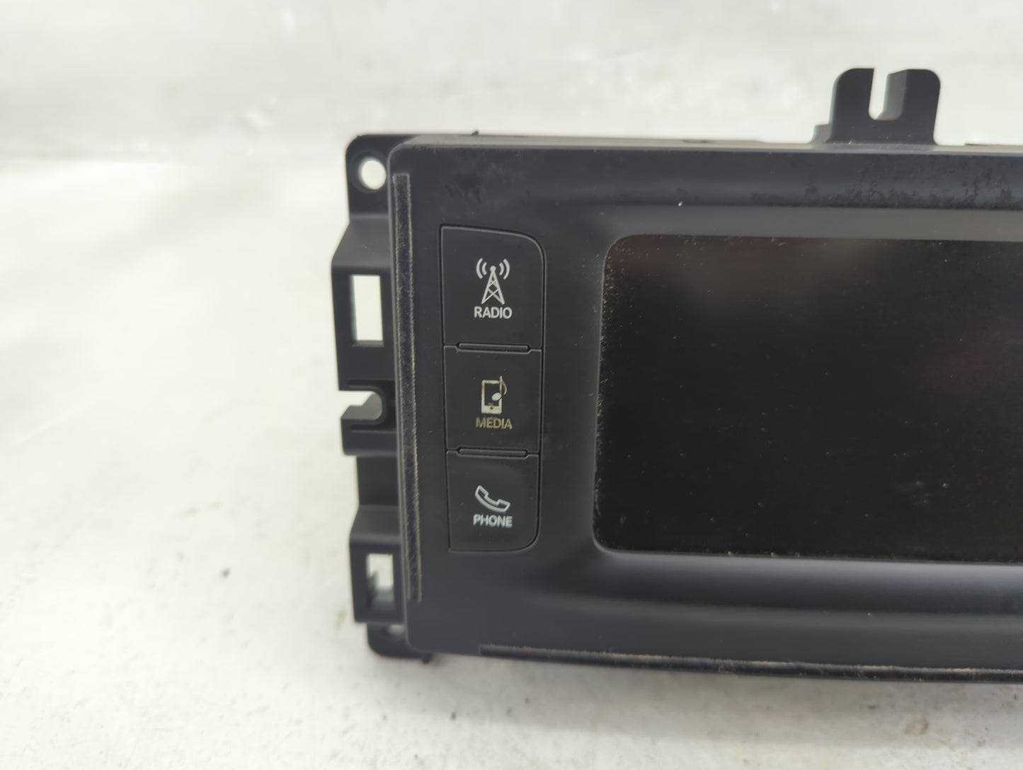 2018 Jeep Cherokee Radio AM FM Cd Player Receiver Replacement P/N:68365213AB Fits OEM Used Auto Parts - Oemusedautoparts1.co