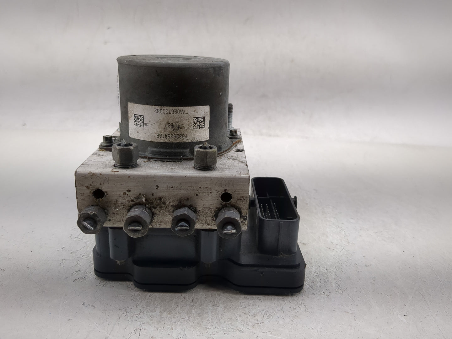 2017 Jeep Cherokee ABS Pump Control Module Replacement P/N:0265956490 2265106527, P68293541AB, P68371198AA Fits OEM Used Aut
