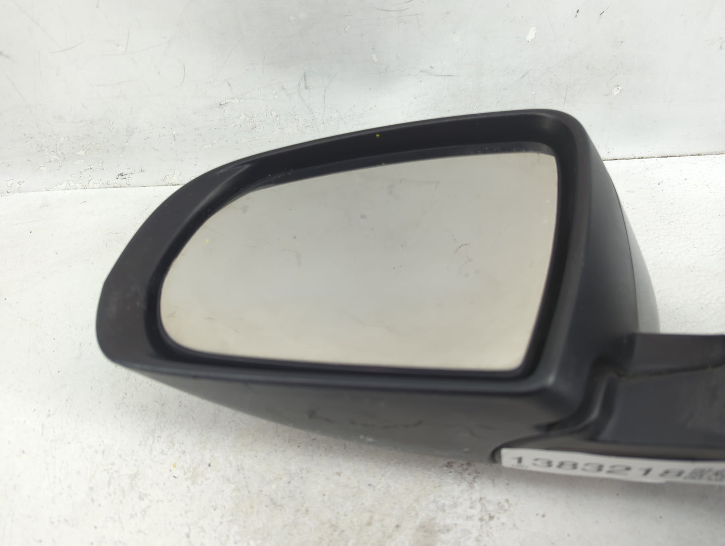 2014-2021 Jeep Cherokee Driver Side View Mirror - Left Door Mirror OEM Used - Oemusedautoparts1.com
