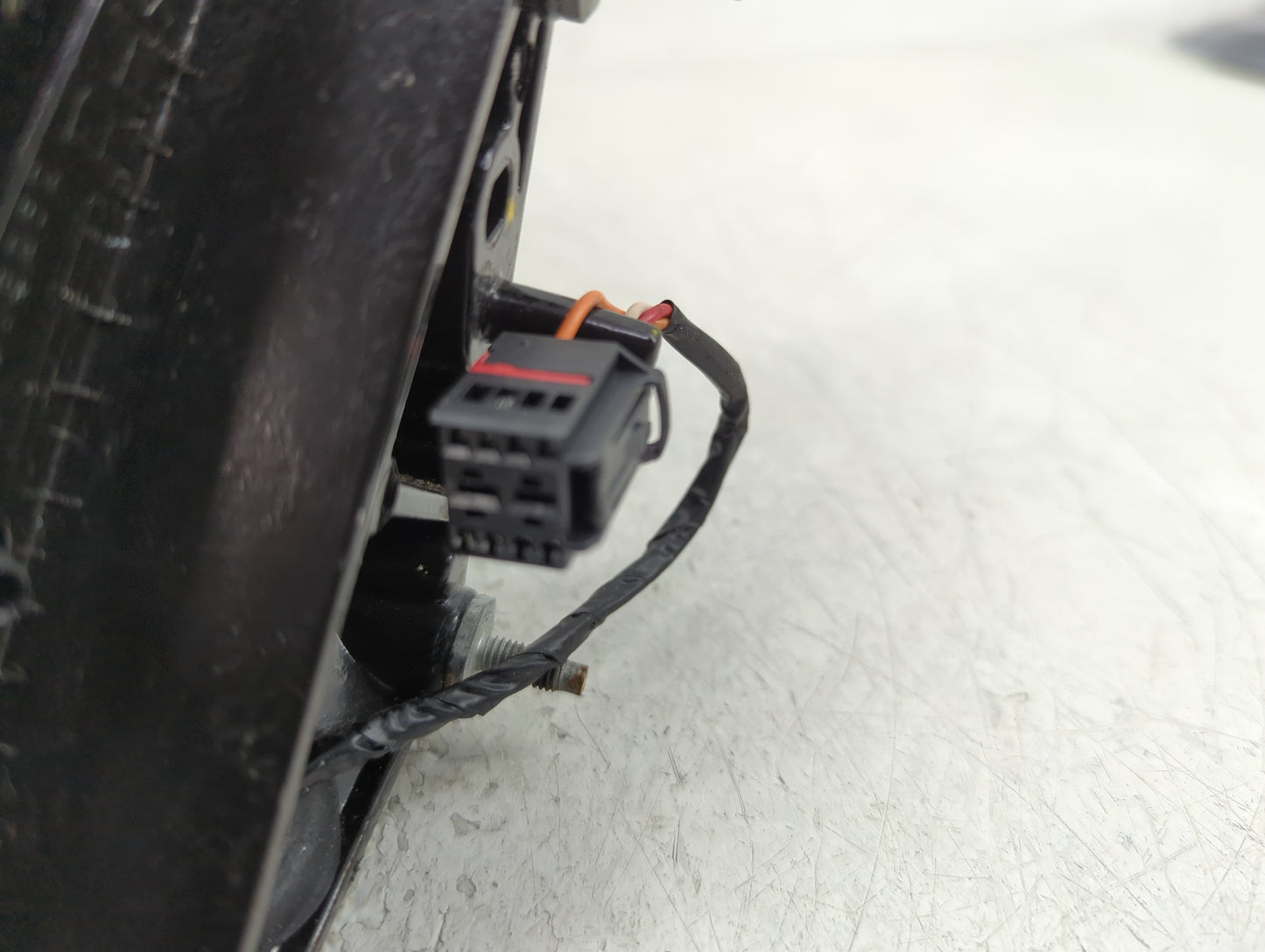 2014-2021 Jeep Cherokee Passenger Side View Mirror - Right Door Mirror OEM Used - Oemusedautoparts1.com