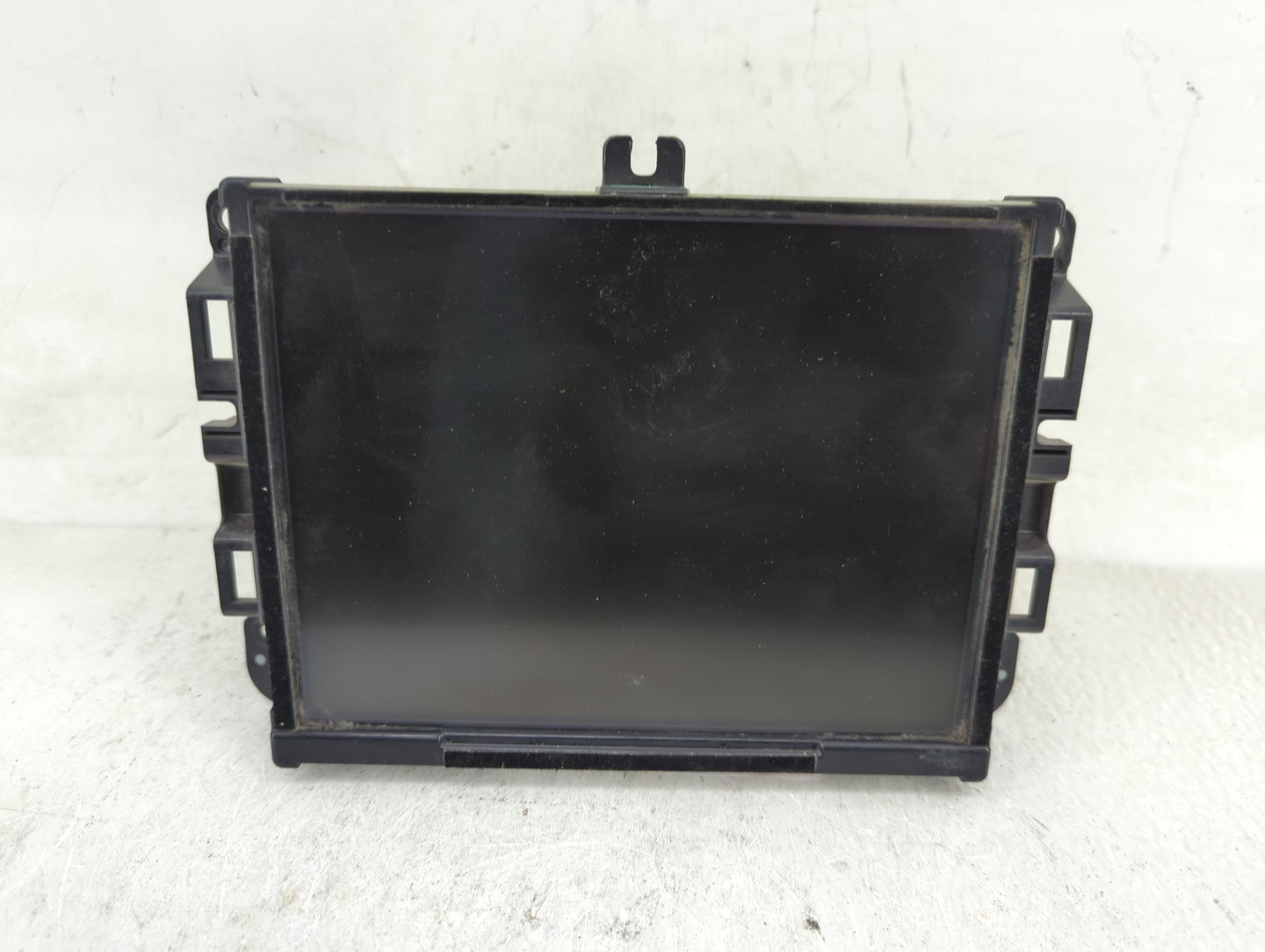 2018-2019 Jeep Cherokee Radio AM FM Cd Player Receiver Replacement P/N:68312540AD Fits Fits 2018 2019 OEM Used Auto Parts - 