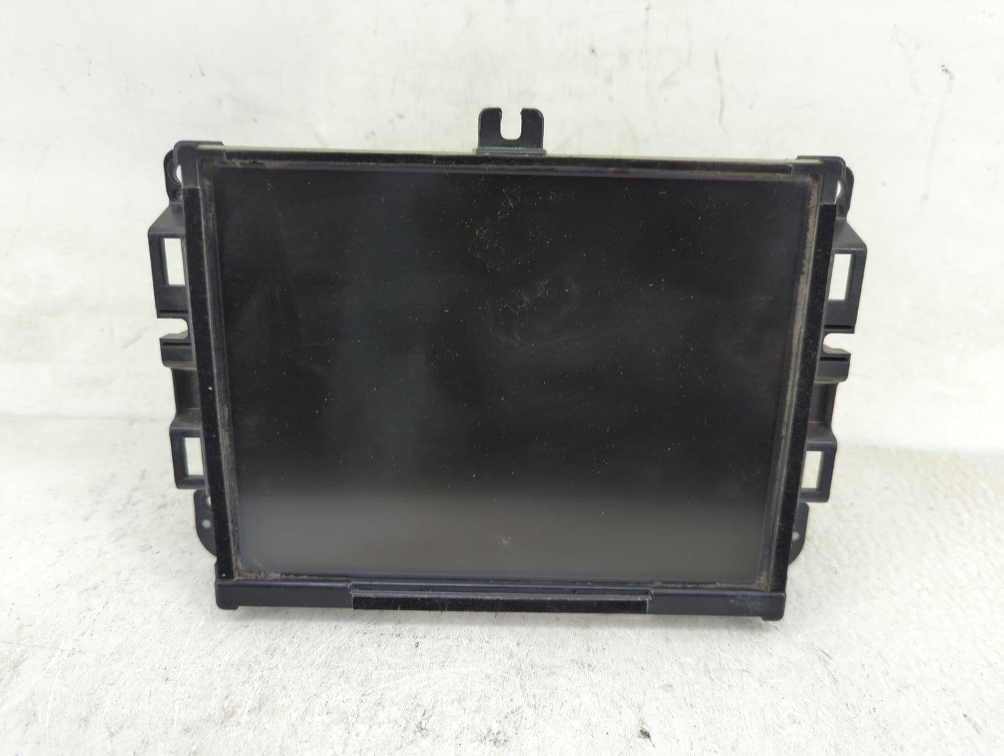 2018-2019 Jeep Cherokee Radio AM FM Cd Player Receiver Replacement P/N:68312540AD Fits Fits 2018 2019 OEM Used Auto Parts - 