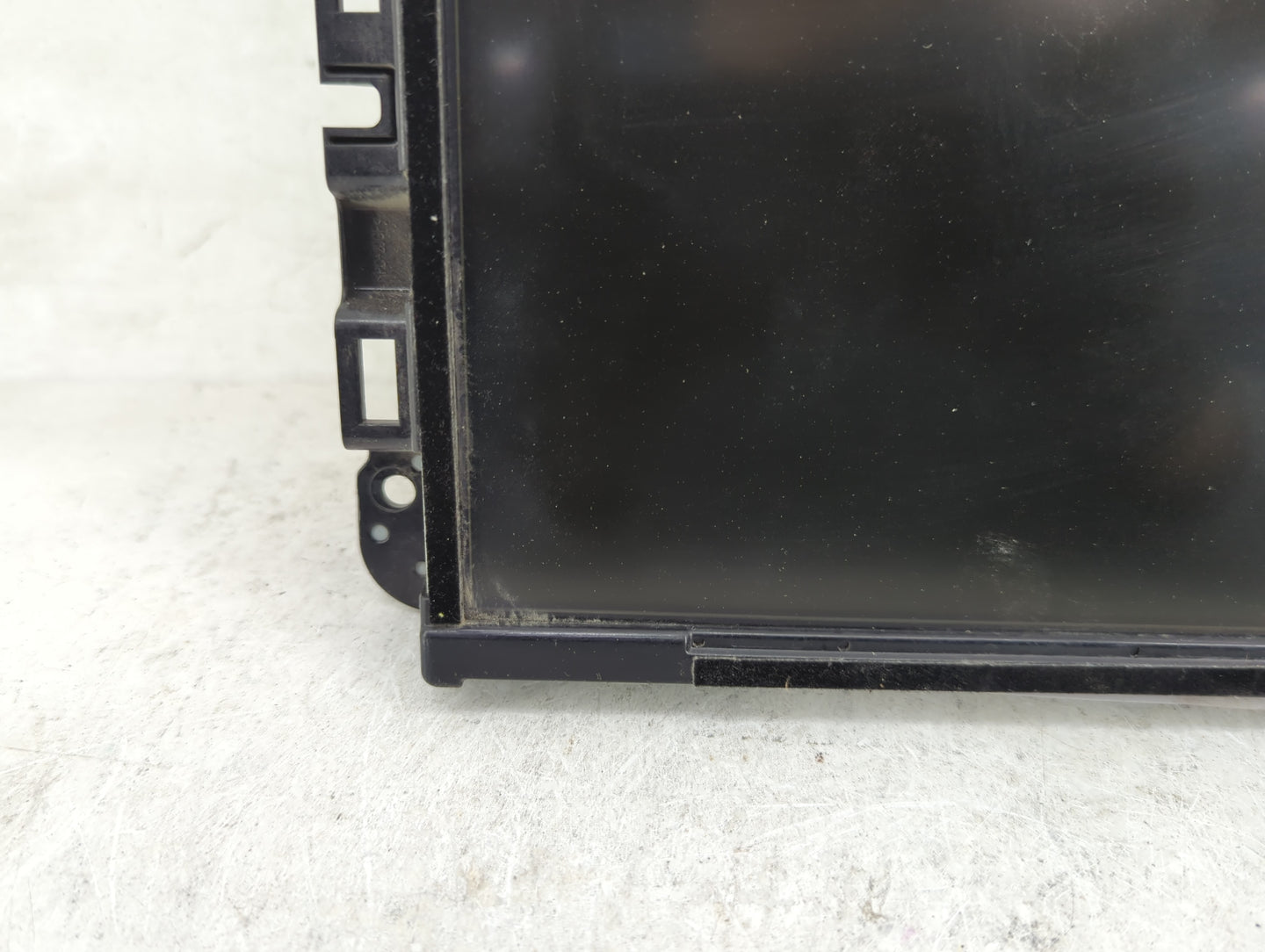 2018-2019 Jeep Cherokee Radio AM FM Cd Player Receiver Replacement P/N:68312540AD Fits Fits 2018 2019 OEM Used Auto Parts - 