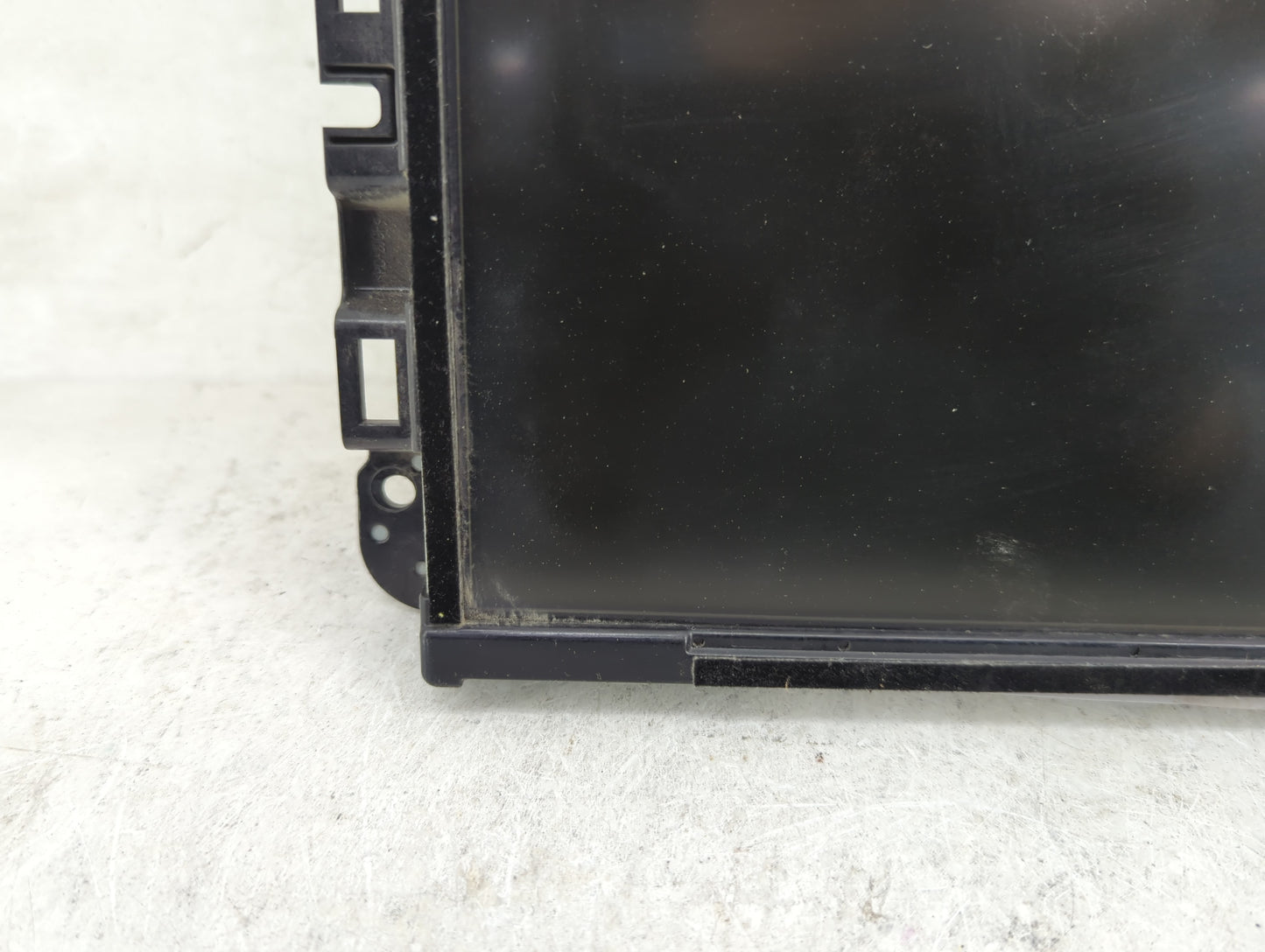 2018-2019 Jeep Cherokee Radio AM FM Cd Player Receiver Replacement P/N:68312540AD Fits Fits 2018 2019 OEM Used Auto Parts - 