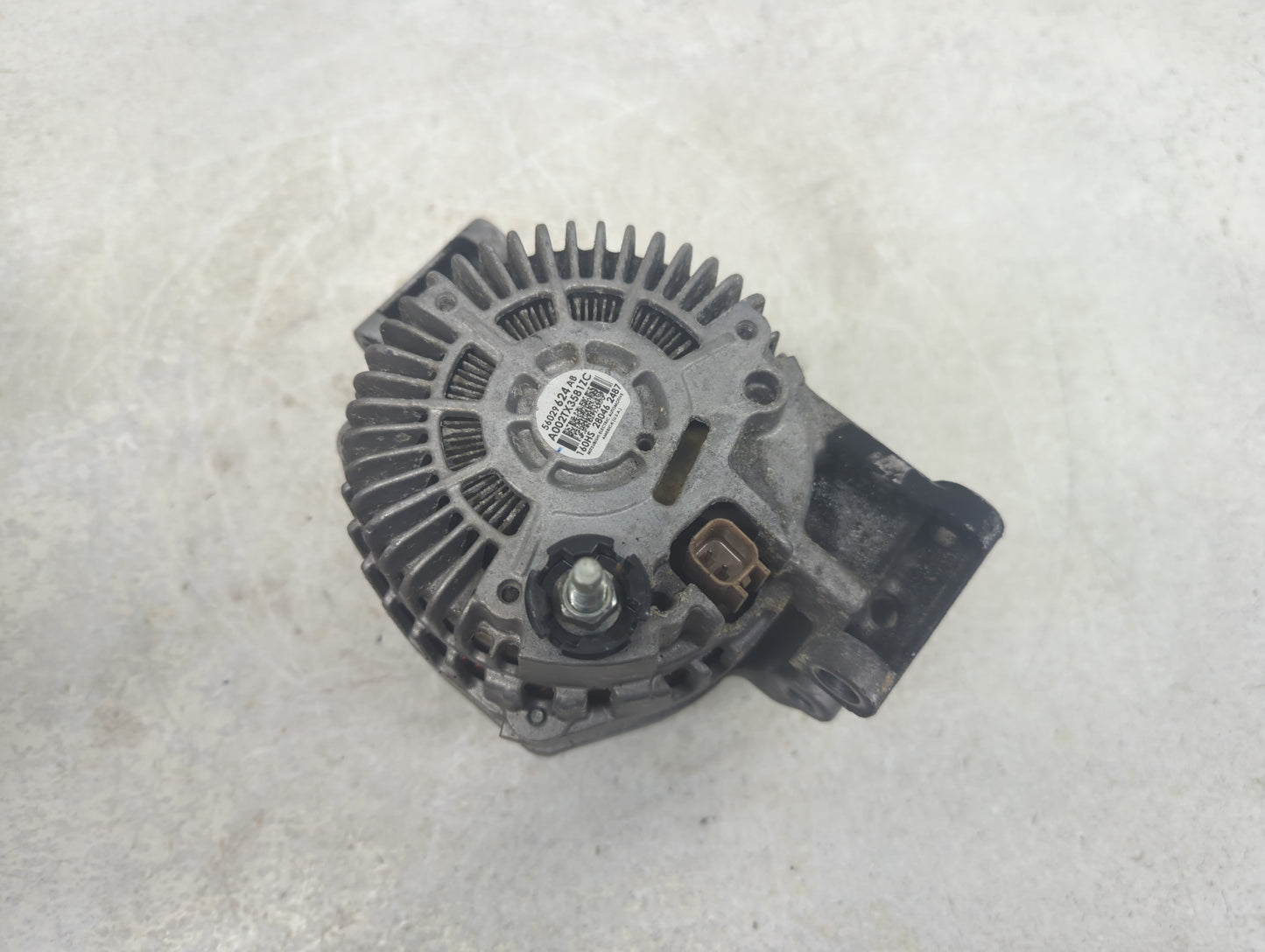 2014-2018 Jeep Cherokee Alternator Replacement Generator Charging Assembly Engine OEM P/N:56029624AB Fits OEM Used Auto Part