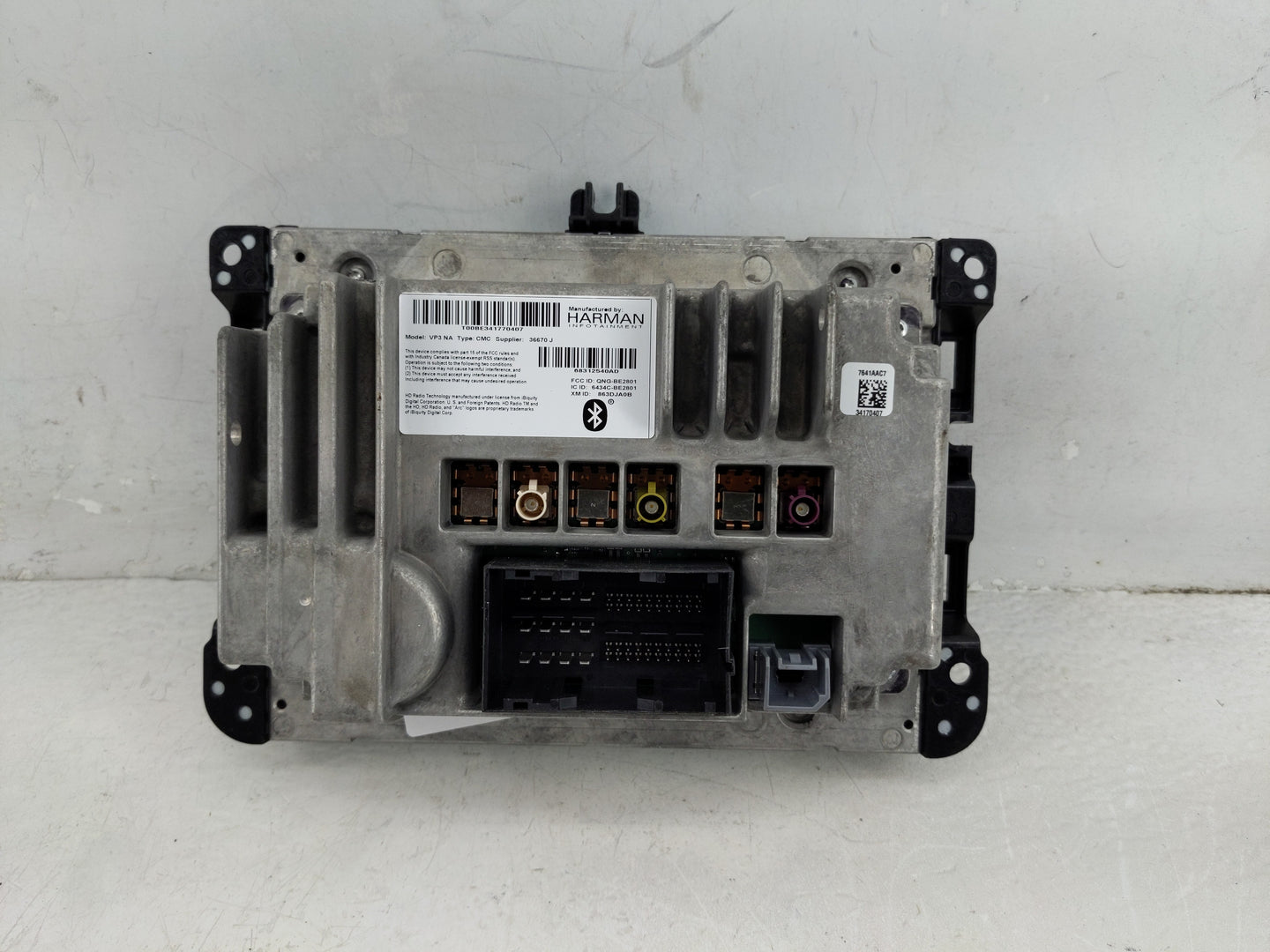 2018-2019 Jeep Cherokee Radio AM FM Cd Player Receiver Replacement P/N:68312540AD Fits Fits 2018 2019 OEM Used Auto Parts - 