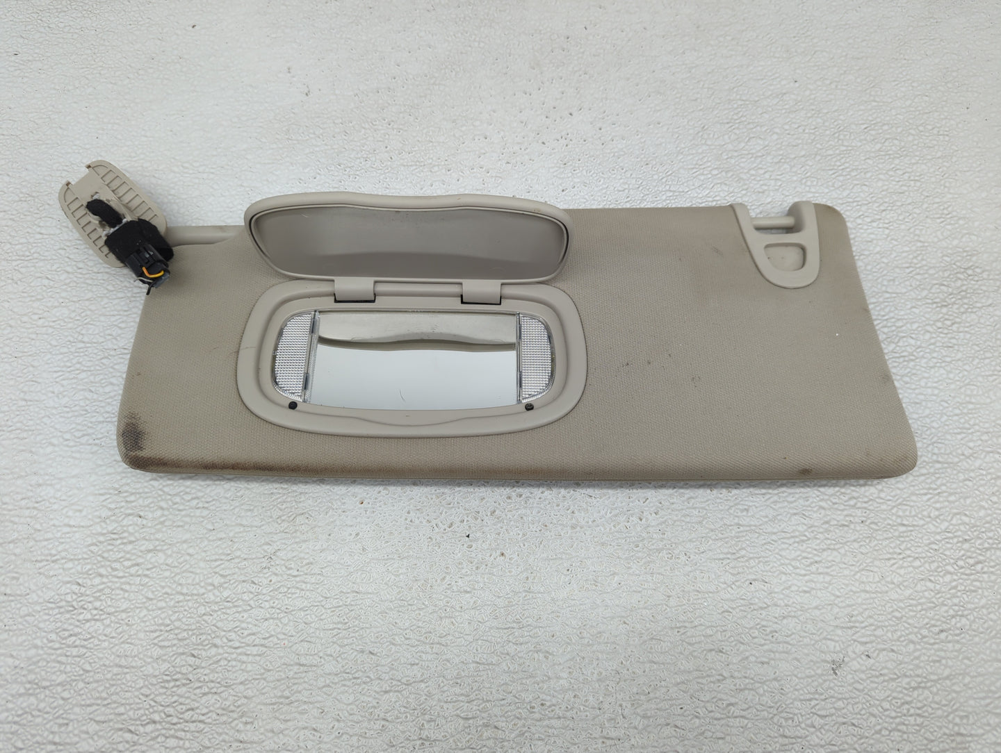 2014-2018 Jeep Cherokee Sun Visor Shade Replacement Driver Left Mirror Fits Fits 2014 2015 2016 2017 2018 OEM Used Auto Part