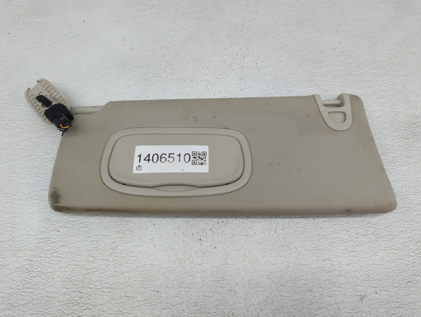 2014-2018 Jeep Cherokee Sun Visor Shade Replacement Driver Left Mirror Fits Fits 2014 2015 2016 2017 2018 OEM Used Auto Part