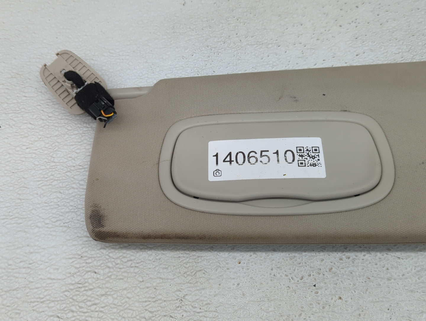 2014-2018 Jeep Cherokee Sun Visor Shade Replacement Driver Left Mirror Fits Fits 2014 2015 2016 2017 2018 OEM Used Auto Part