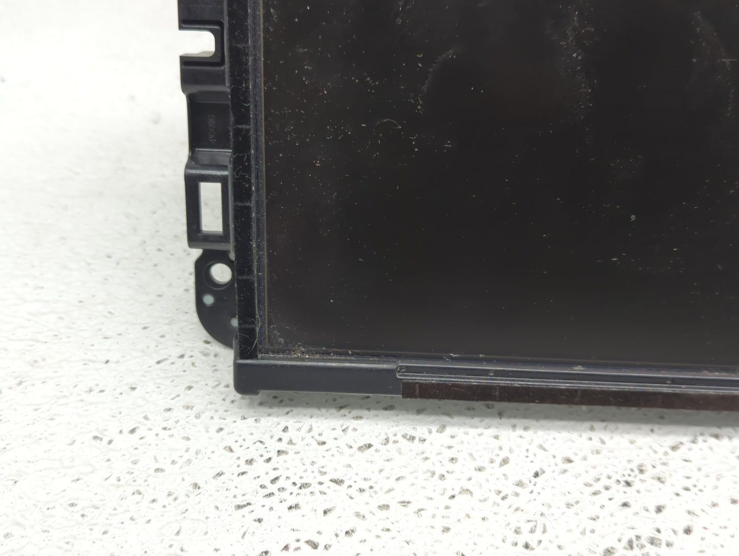2018-2019 Jeep Cherokee Radio AM FM Cd Player Receiver Replacement P/N:6434C-BE2801 Fits Fits 2018 2019 OEM Used Auto Parts 
