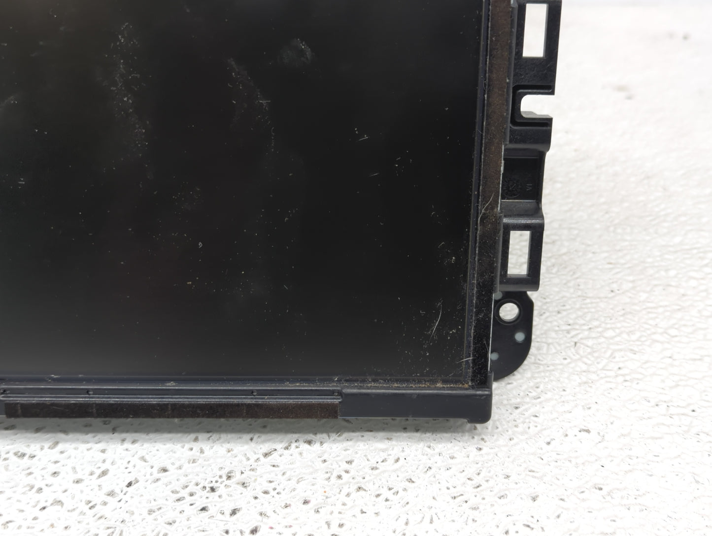 2018-2019 Jeep Cherokee Radio AM FM Cd Player Receiver Replacement P/N:6434C-BE2801 Fits Fits 2018 2019 OEM Used Auto Parts 