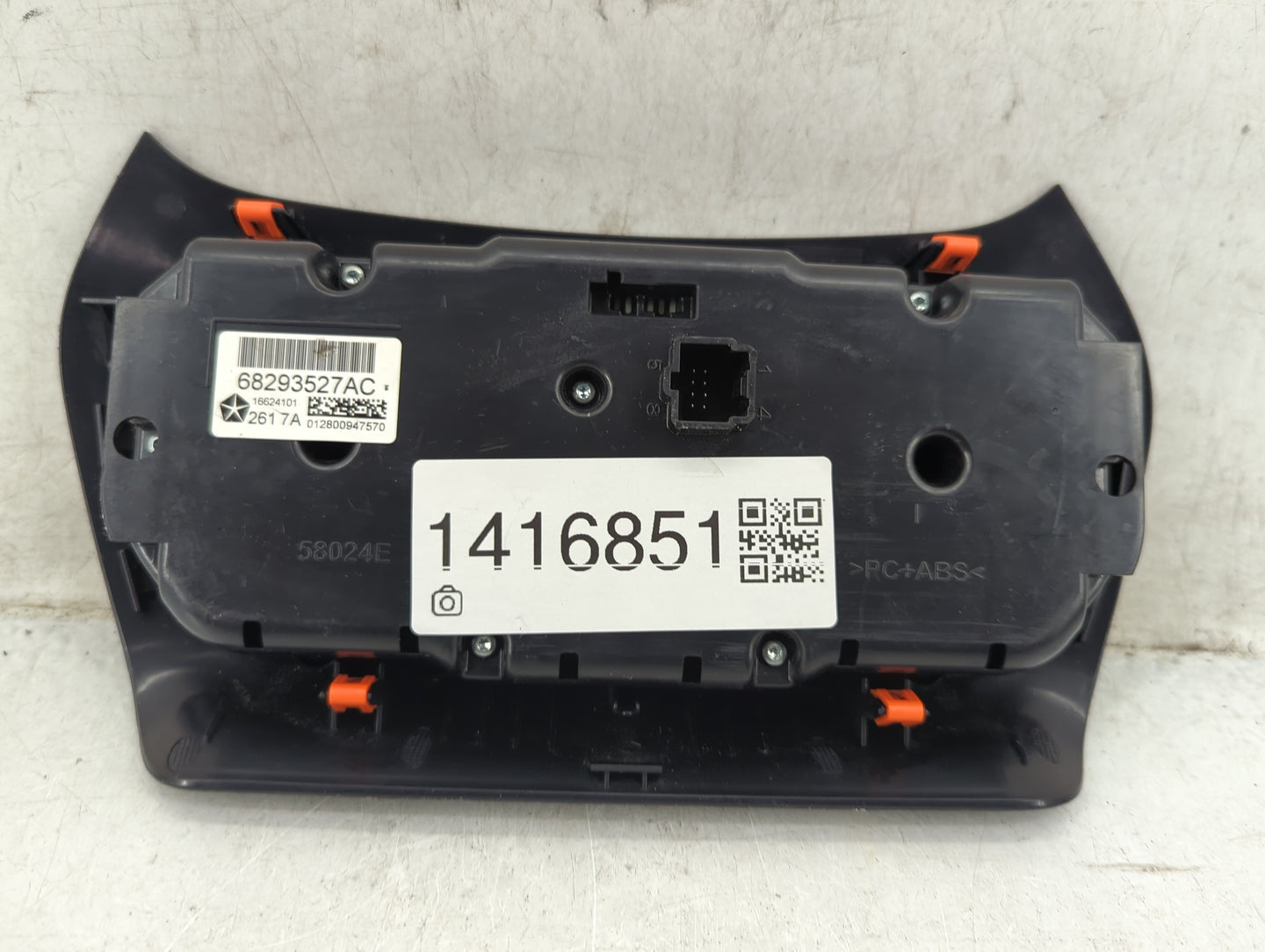 2015-2018 Jeep Cherokee Climate Control Module Temperature AC/Heater Replacement P/N:68293527AC Fits Fits 2015 2016 2017 201