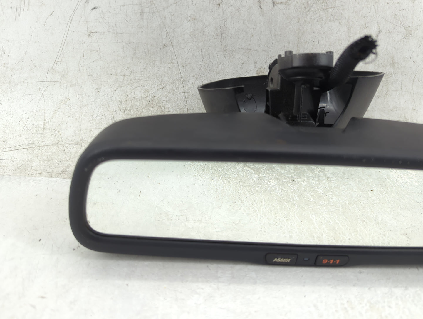 2018 Jeep Cherokee Interior Rear View Mirror Replacement OEM P/N:A048070 Fits OEM Used Auto Parts - Oemusedautoparts1.com