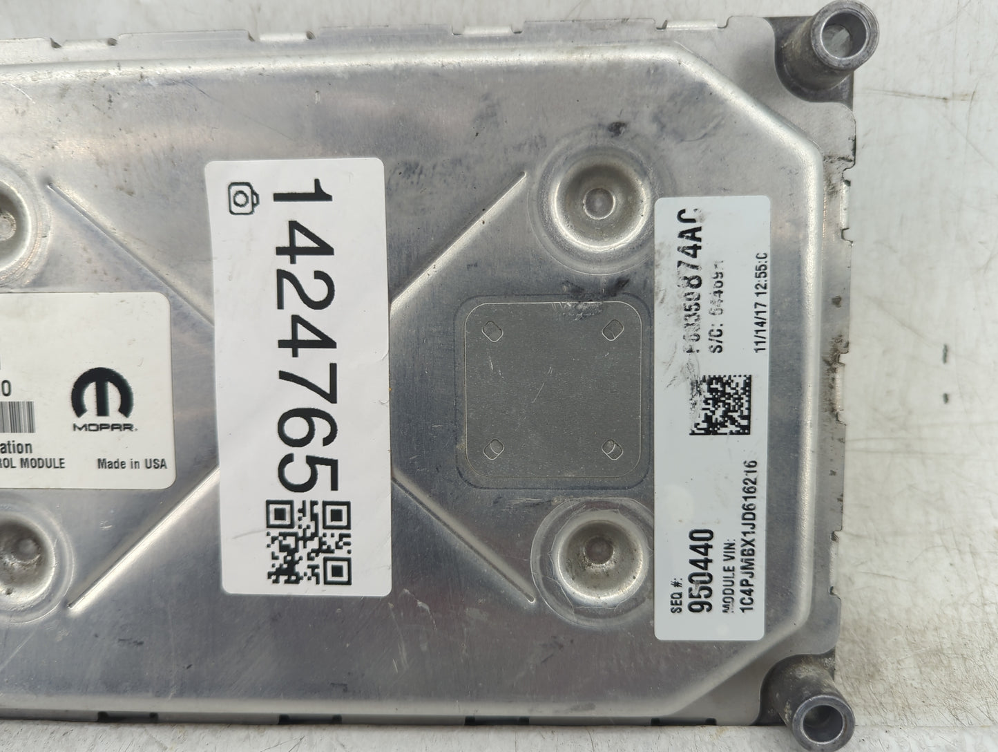2018 Jeep Cherokee PCM Engine Control Computer ECU ECM PCU OEM P/N:68259137AB Fits OEM Used Auto Parts - Oemusedautoparts1.c