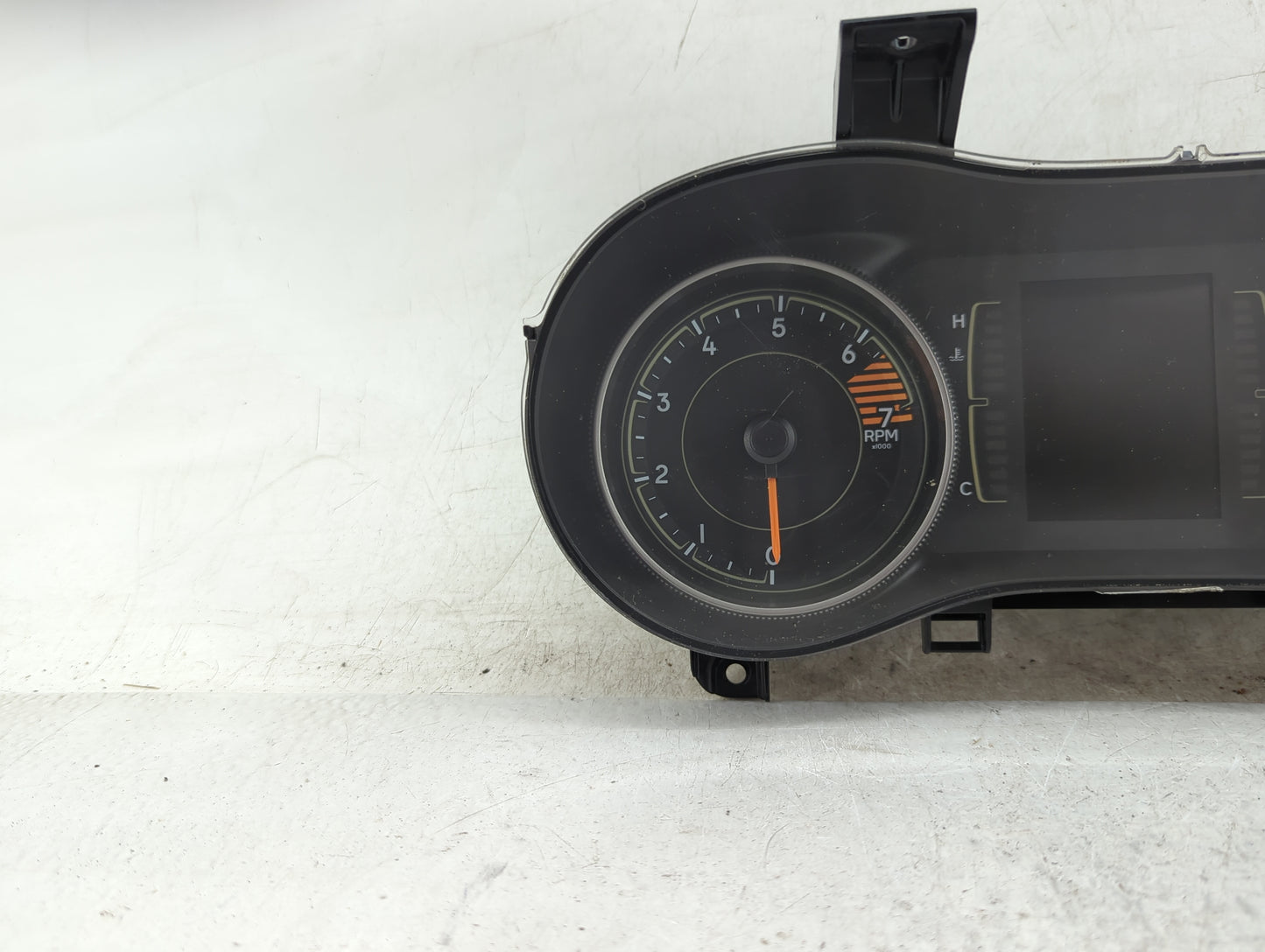 2017-2018 Jeep Cherokee Instrument Cluster Speedometer Gauges P/N:P68309005AD Fits Fits 2017 2018 OEM Used Auto Parts - Oemu