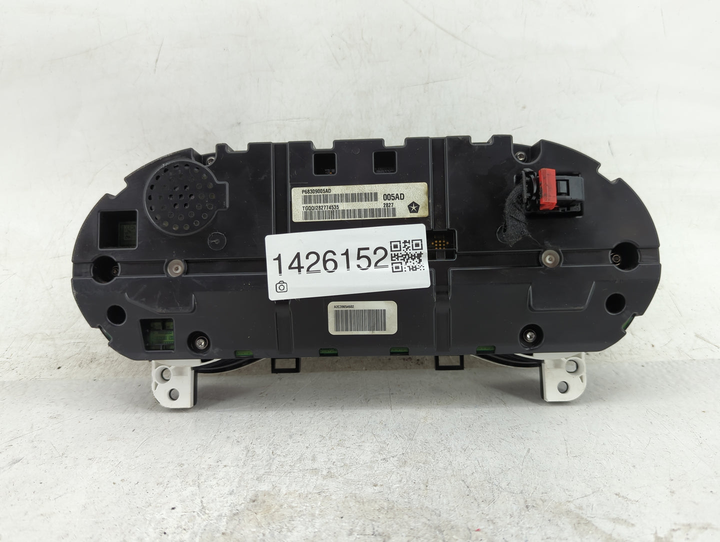 2017-2018 Jeep Cherokee Instrument Cluster Speedometer Gauges P/N:P68309005AD Fits Fits 2017 2018 OEM Used Auto Parts - Oemu