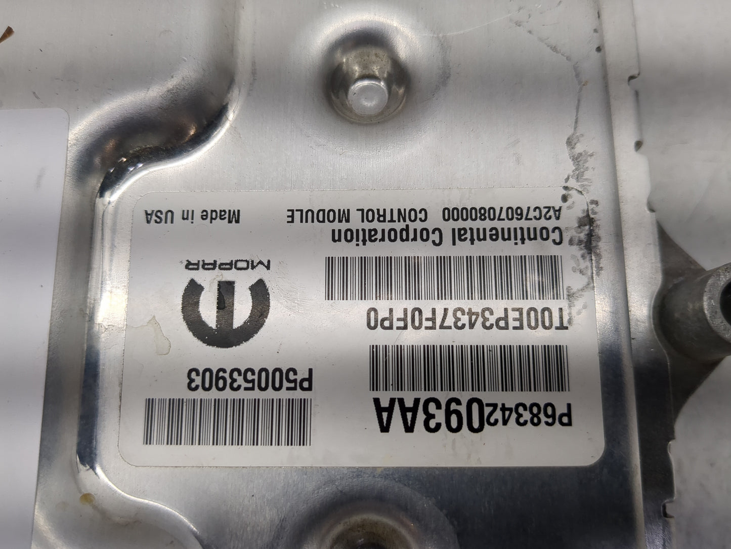 2018 Jeep Cherokee PCM Engine Control Computer ECU ECM PCU OEM P/N:P68354831AC P68342093AA Fits OEM Used Auto Parts - Oemuse