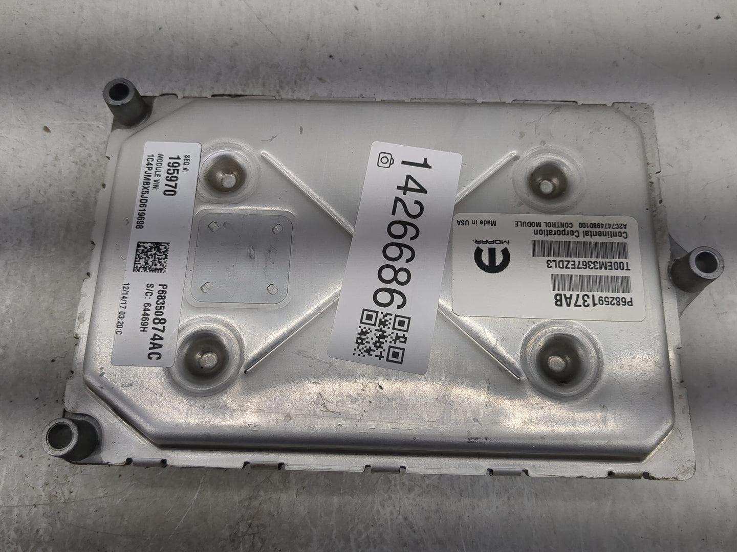 2018 Jeep Cherokee PCM Engine Control Computer ECU ECM PCU OEM P/N:P68259137AB Fits OEM Used Auto Parts - Oemusedautoparts1.