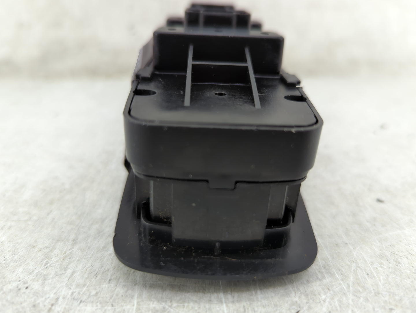 2017-2022 Jeep Cherokee Master Power Window Switch Replacement Driver Side Left P/N:68275252AC Fits OEM Used Auto Parts - Oe