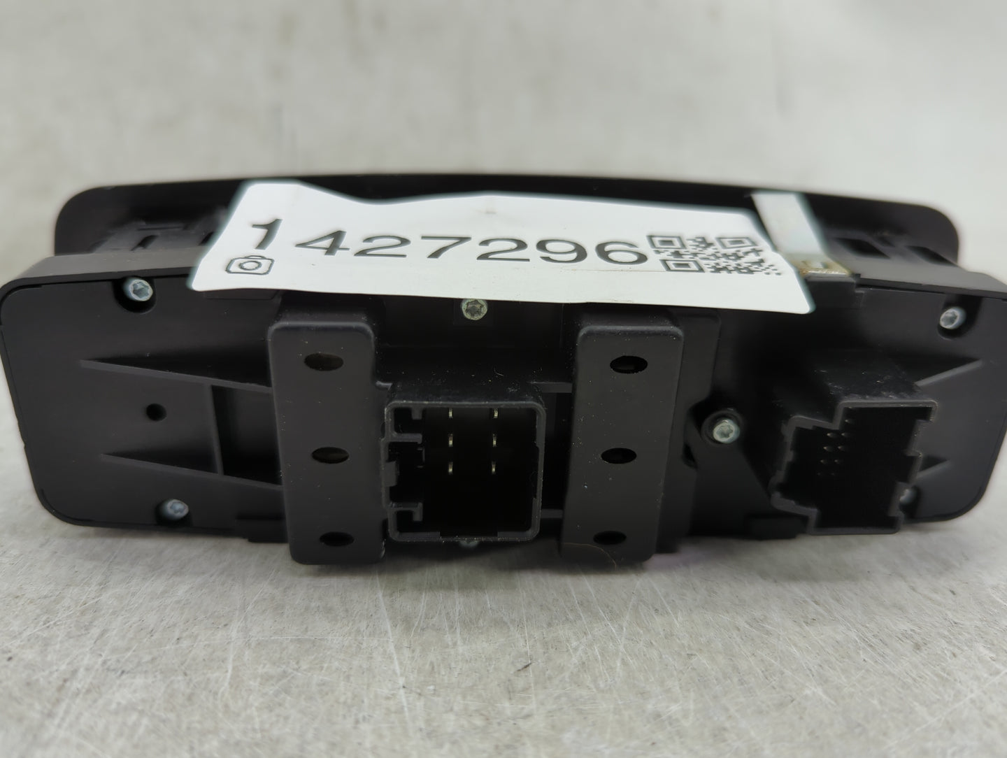 2017-2022 Jeep Cherokee Master Power Window Switch Replacement Driver Side Left P/N:68275252AC Fits OEM Used Auto Parts - Oe