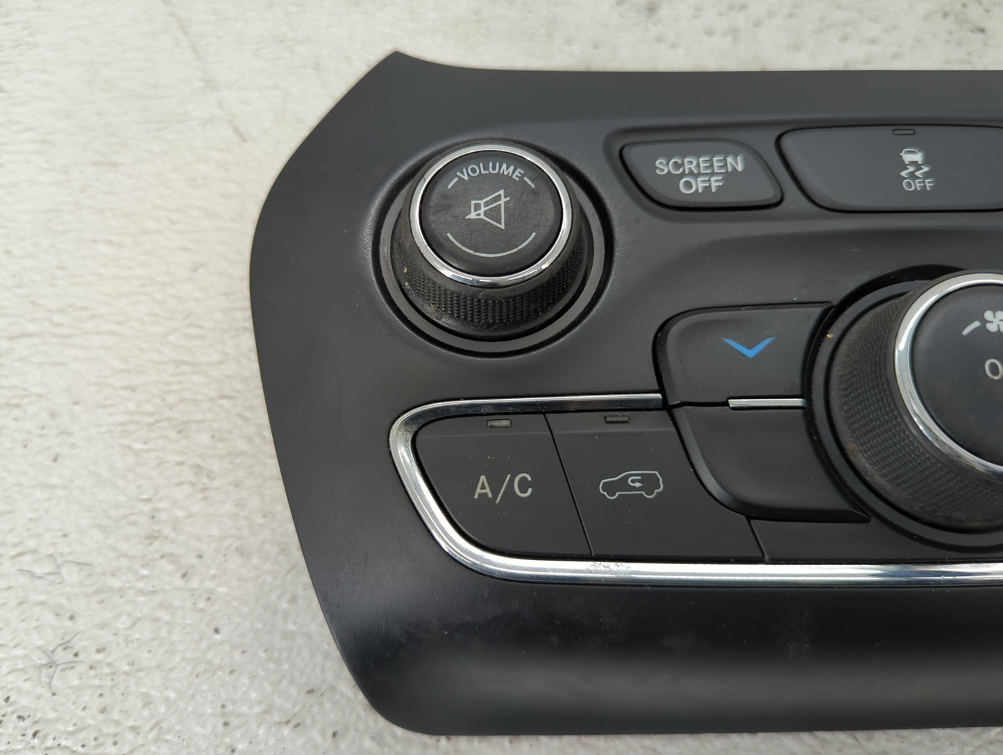 2015-2018 Jeep Cherokee Climate Control Module Temperature AC/Heater Replacement P/N:68293521AC Fits Fits 2015 2016 2017 201