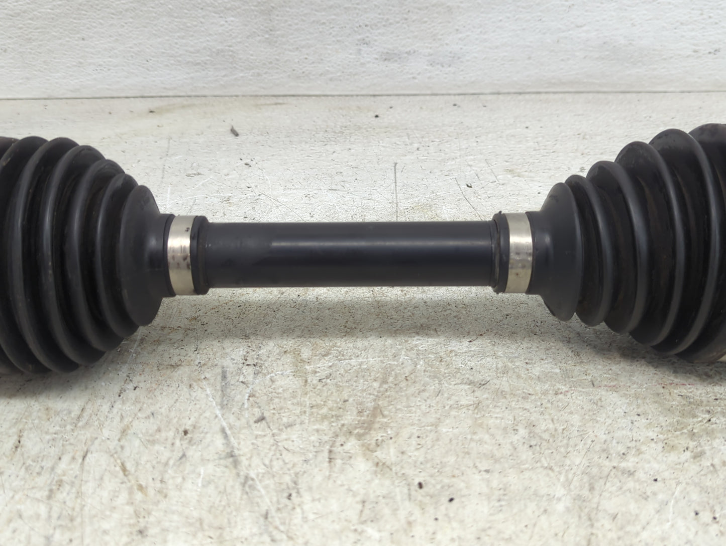 2014-2018 Jeep Cherokee Axle Shaft Front Driver Cv C/v - Oemusedautoparts1.com