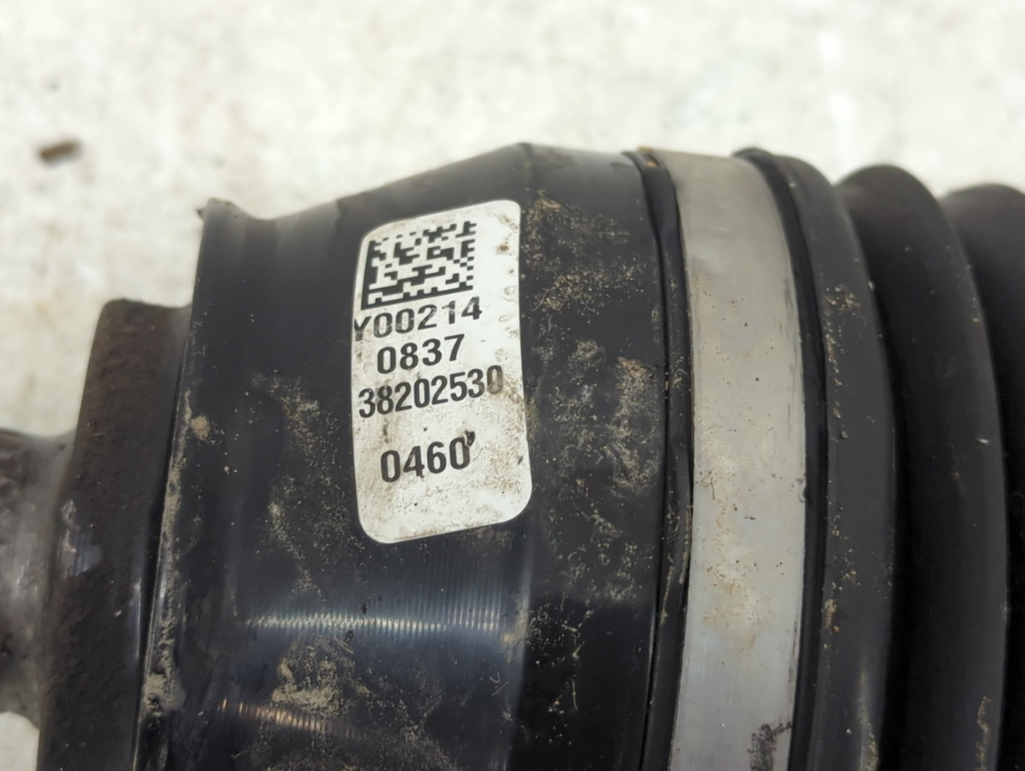 2014-2018 Jeep Cherokee Axle Shaft Front Driver Cv C/v - Oemusedautoparts1.com