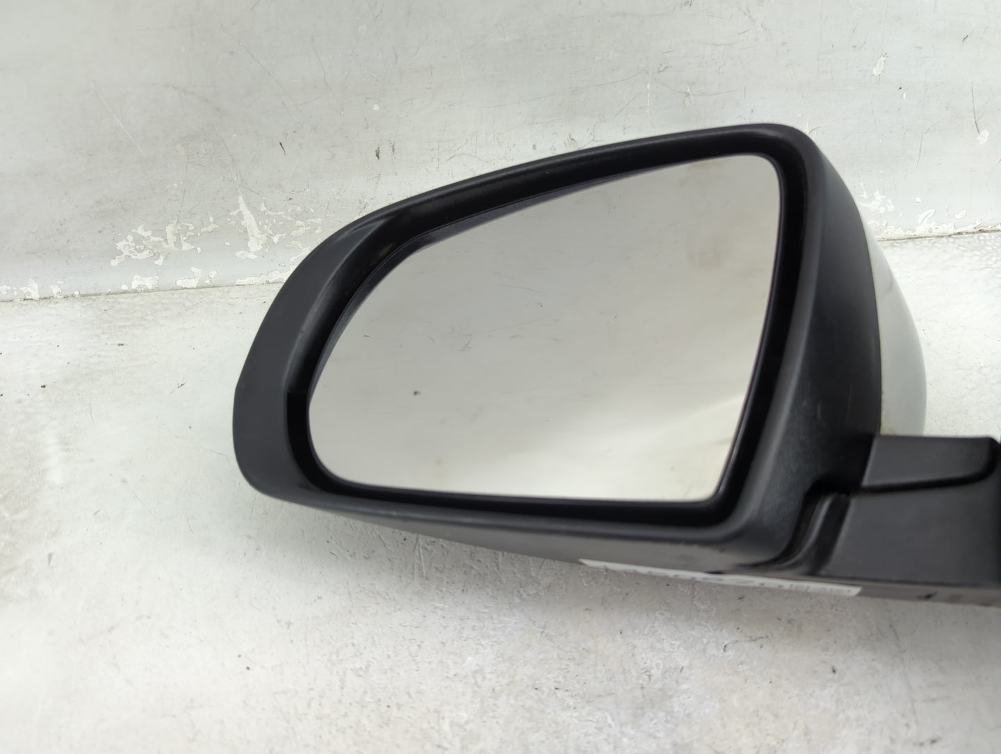 2014-2021 Jeep Cherokee Driver Side View Mirror - Left Door Mirror OEM Used - Oemusedautoparts1.com