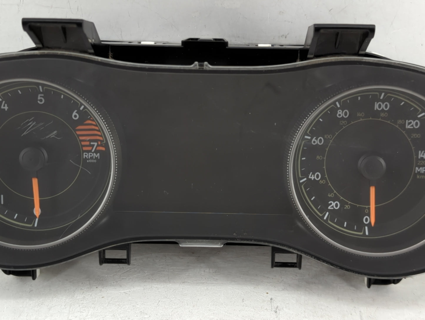 2017-2018 Jeep Cherokee Instrument Cluster Speedometer Gauges P/N:PP-T40 A2C80949600, P68309006AD Miles: Fits Fits 2017 2018