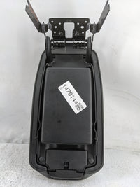 2018 Jeep Cherokee Center Console Armrest Cover Lid P/N:25865B1-DXSHL1 37E407&A13DXSHL10 Fits OEM Used Auto Parts - Oemuseda