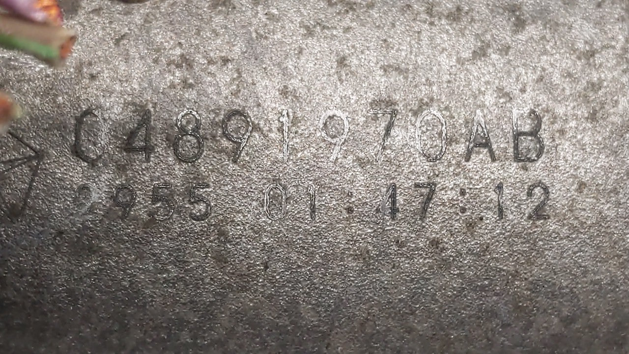 2014-2017 Jeep Cherokee Throttle Body P/N:04891970AB Fits Fits 2014 2015 2016 2017 2018 OEM Used Auto Parts - Oemusedautopar