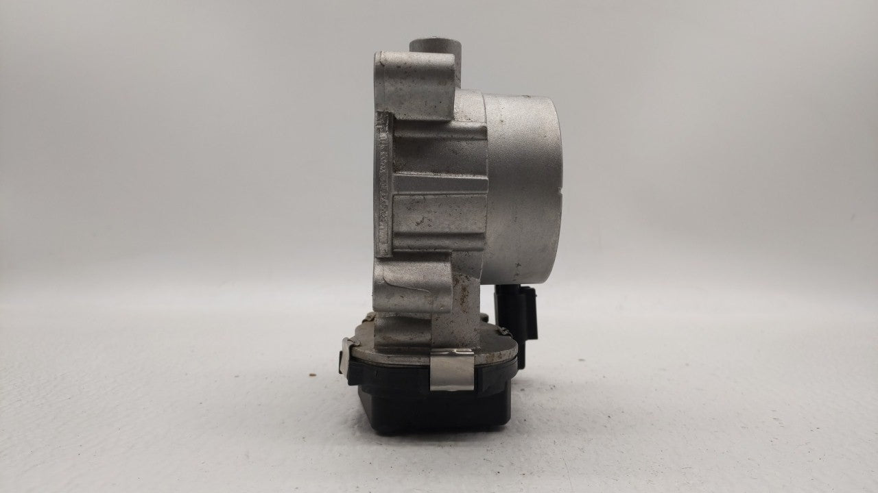 2014-2017 Jeep Cherokee Throttle Body P/N:04891970AB Fits Fits 2014 2015 2016 2017 2018 OEM Used Auto Parts - Oemusedautopar