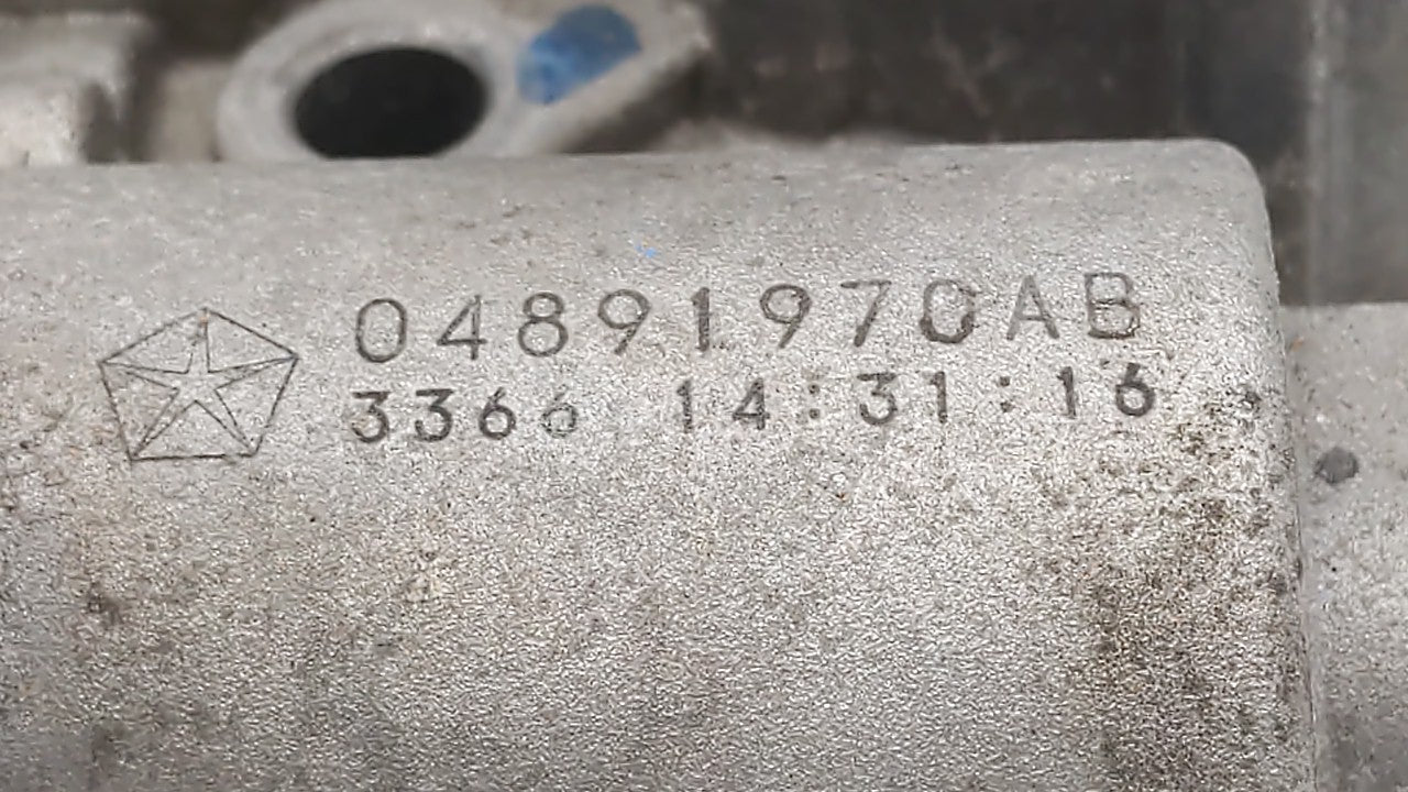 2014-2017 Jeep Cherokee Throttle Body P/N:04891970AC 04891970AB Fits Fits 2014 2015 2016 2017 2018 OEM Used Auto Parts - Oem