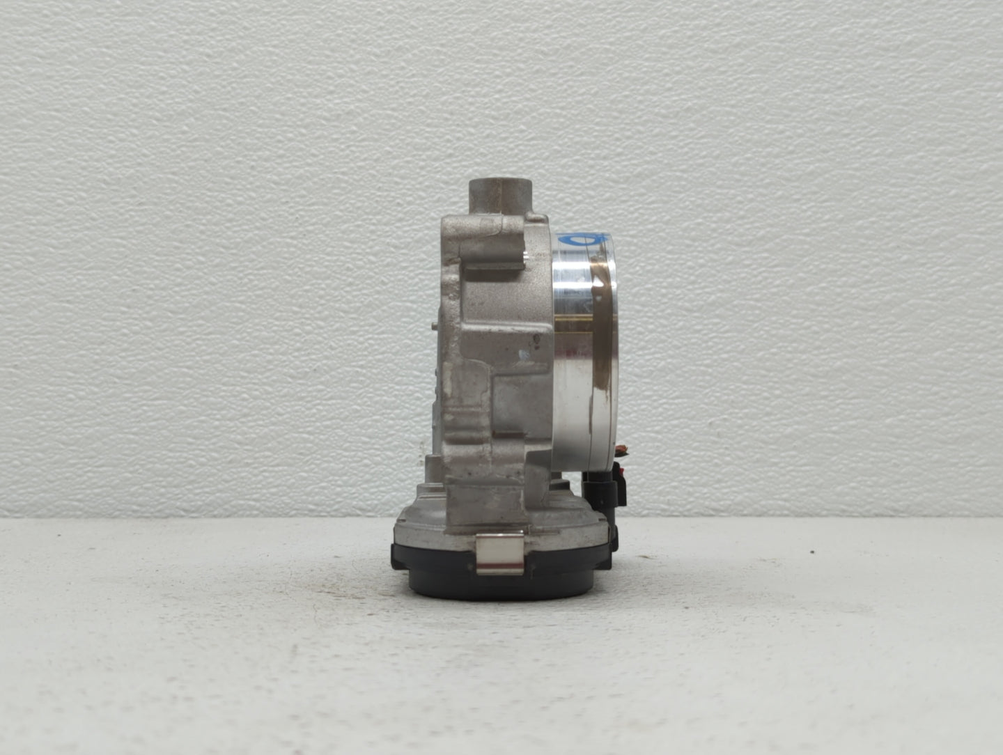2014-2017 Jeep Cherokee Throttle Body P/N:05184349AE 05184349AD, 05184349AC Fits Fits 2011 2012 2013 2014 2015 2016 2017 201