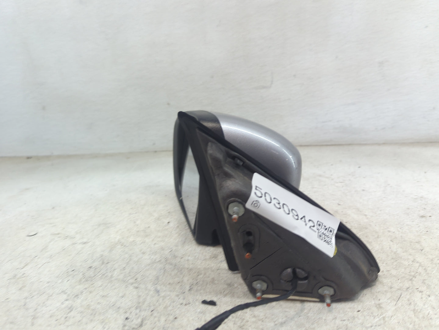 2014-2021 Jeep Cherokee Driver Side View Mirror - Left Door Mirror OEM Used - Oemusedautoparts1.com