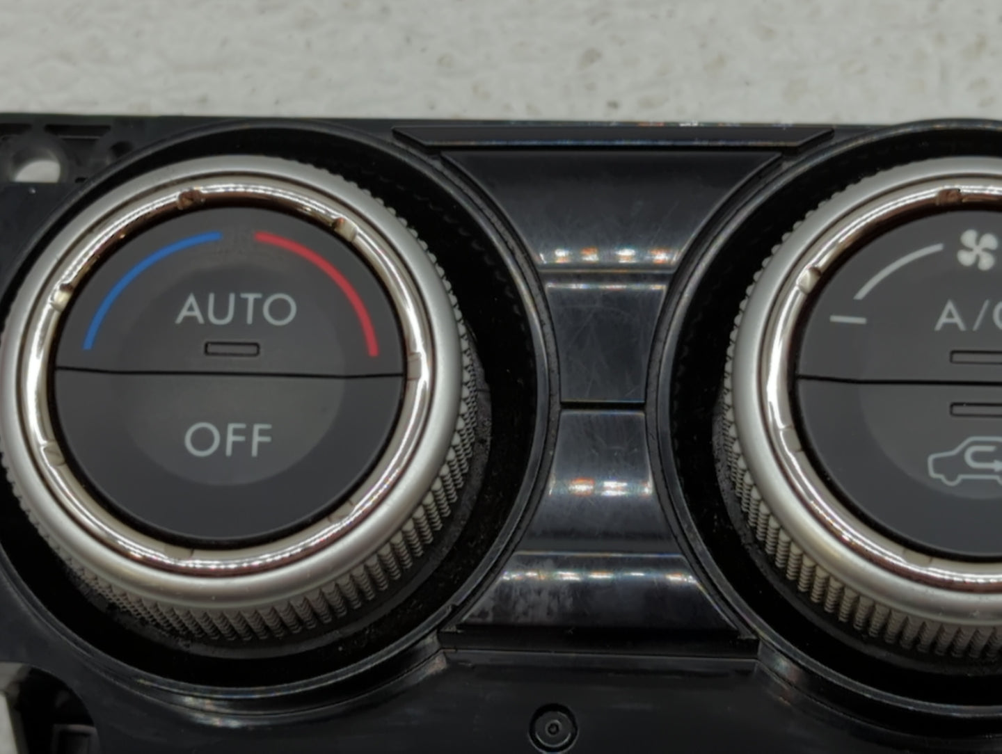 2015-2018 Jeep Cherokee Climate Control Module Temperature AC/Heater Replacement P/N:T64572AC 72311 VA141 Fits OEM Used Auto
