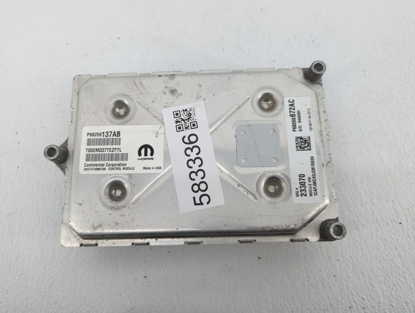 2018 Jeep Cherokee PCM Engine Control Computer ECU ECM PCU OEM P/N:P68259137AB Fits OEM Used Auto Parts - Oemusedautoparts1.