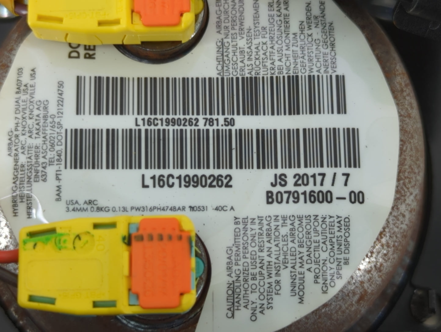 2018 Jeep Cherokee Air Bag Driver Left Steering Wheel Mounted P/N:L16C1990262 Fits OEM Used Auto Parts - Oemusedautoparts1.c