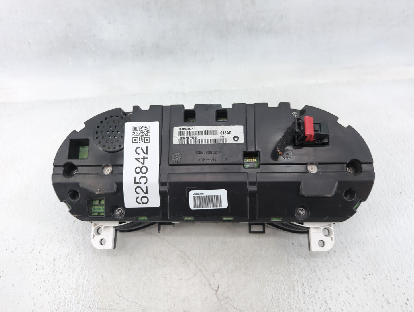 2017-2018 Jeep Cherokee Instrument Cluster Speedometer Gauges P/N:P68309018AD Fits Fits 2017 2018 OEM Used Auto Parts - Oemu
