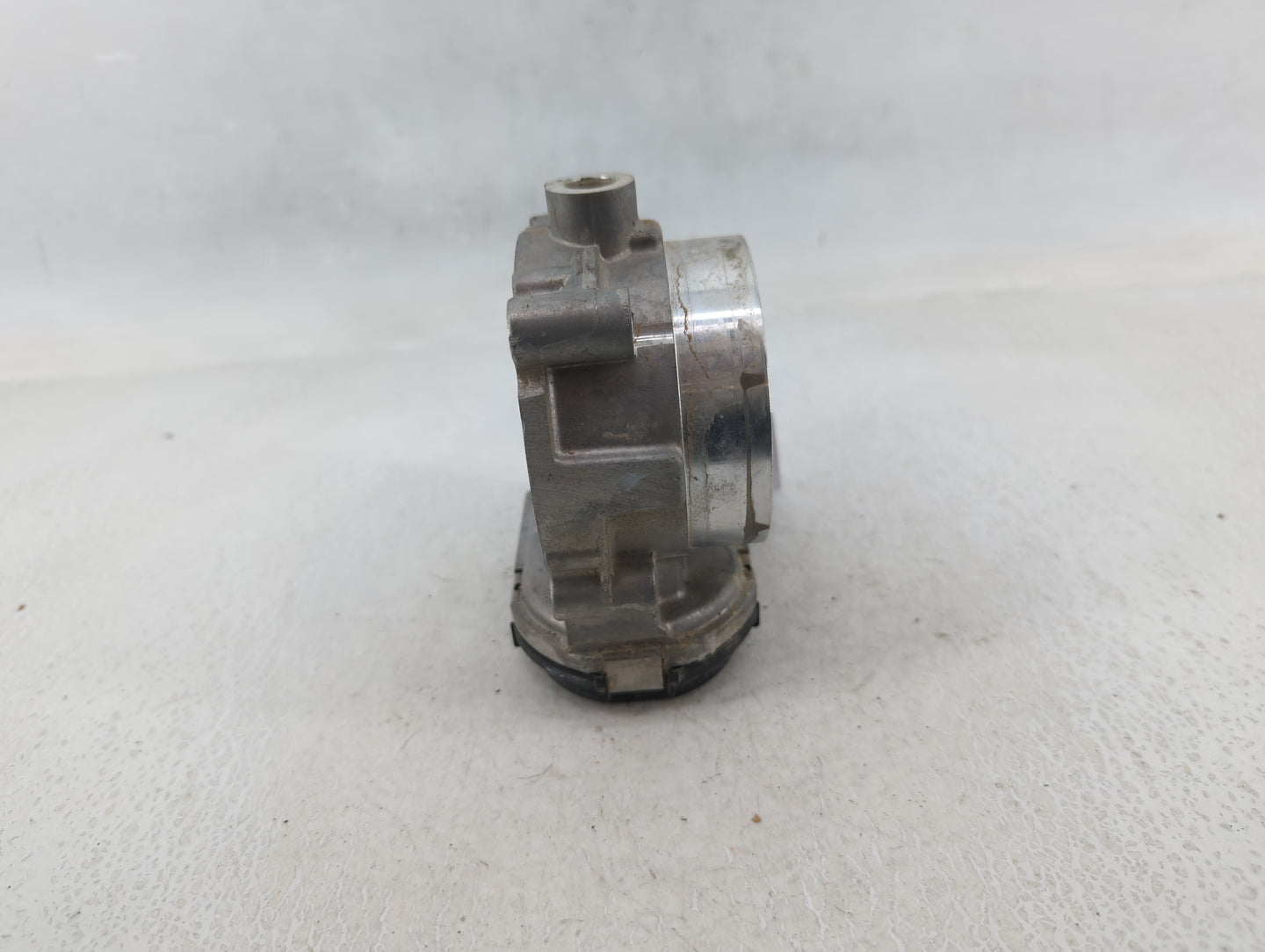 2014-2022 Jeep Cherokee Throttle Body P/N:05184349AE 0 280 750 770 Fits OEM Used Auto Parts - Oemusedautoparts1.com