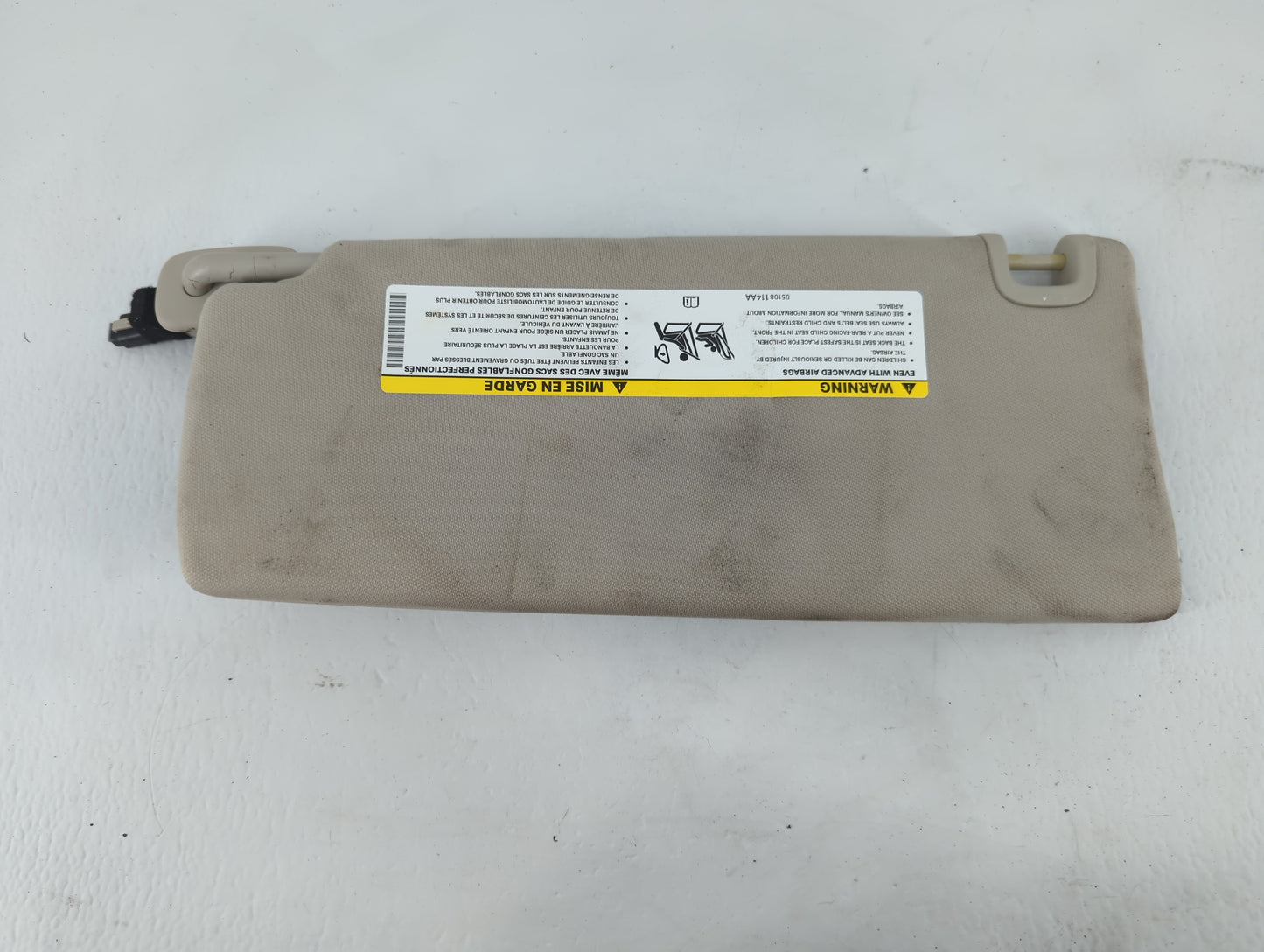 2014-2018 Jeep Cherokee Sun Visor Shade Replacement Passenger Right Mirror Fits Fits 2014 2015 2016 2017 2018 OEM Used Auto 