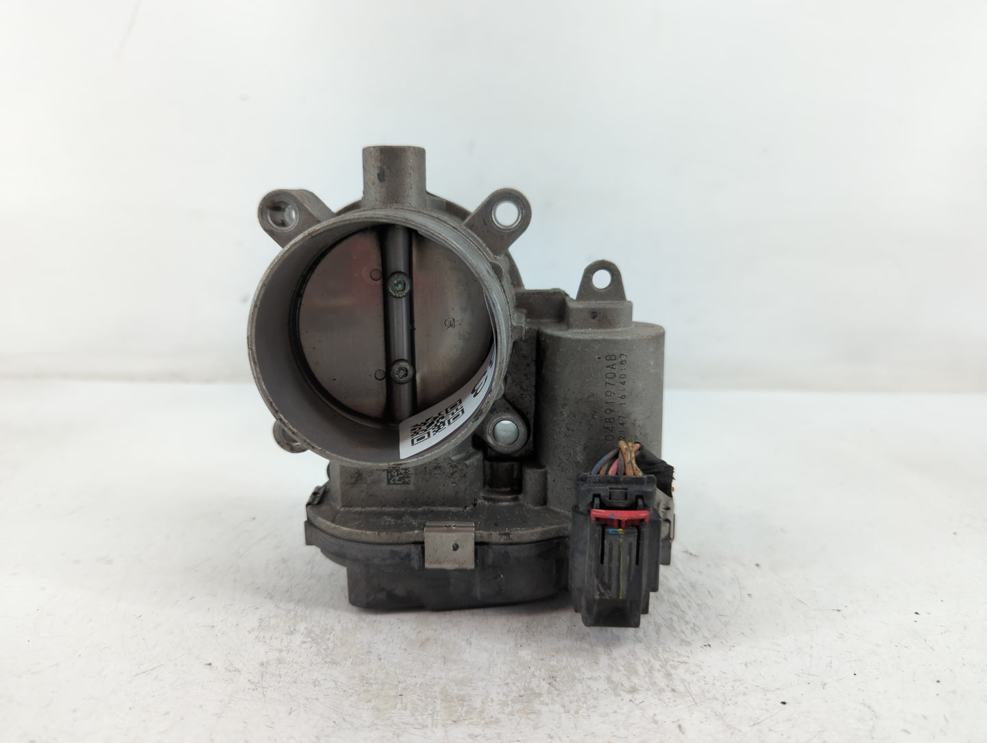 2014-2019 Jeep Cherokee Throttle Body P/N:04891970AB Fits Fits 2014 2015 2016 2017 2018 2019 2020 2021 2022 OEM Used Auto Pa